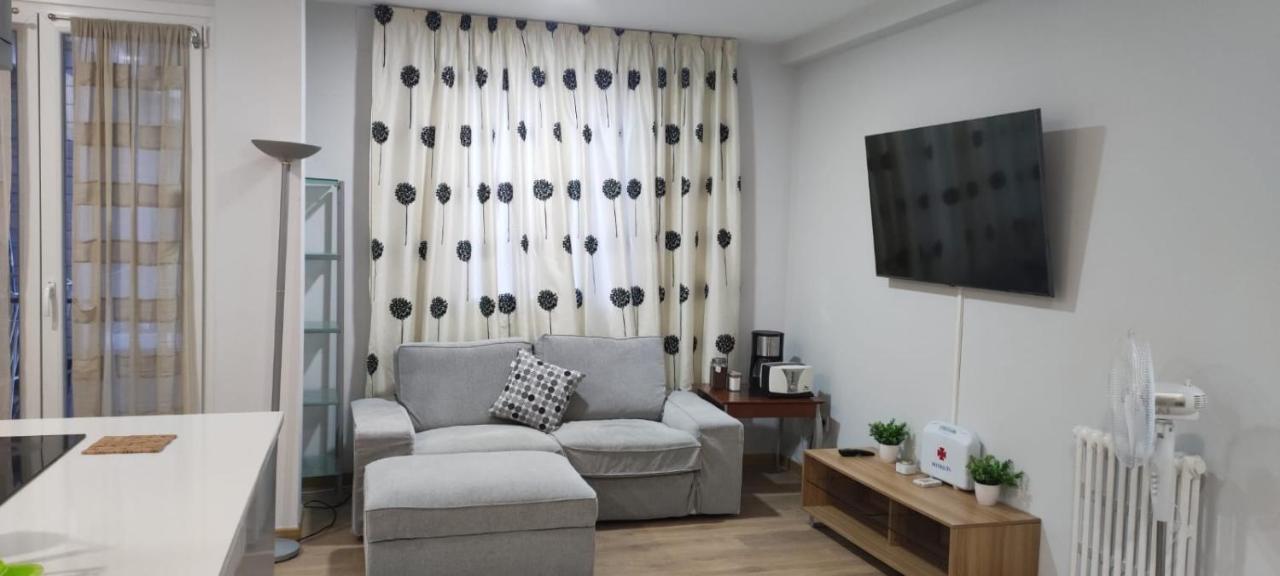 Habitacion En Vivienda Centrica Bilbao Apartment Exterior foto